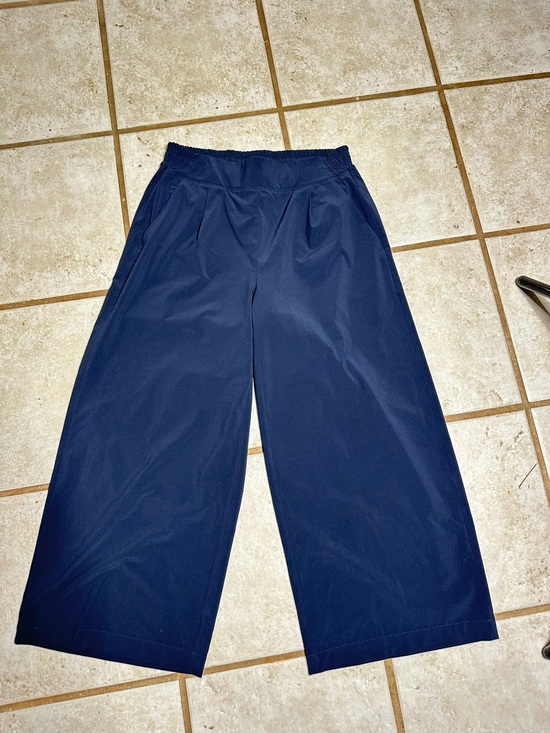 Athleta Pants - Athleta Brooklyn Wide Leg Crop Pant Navy Blue Size 4